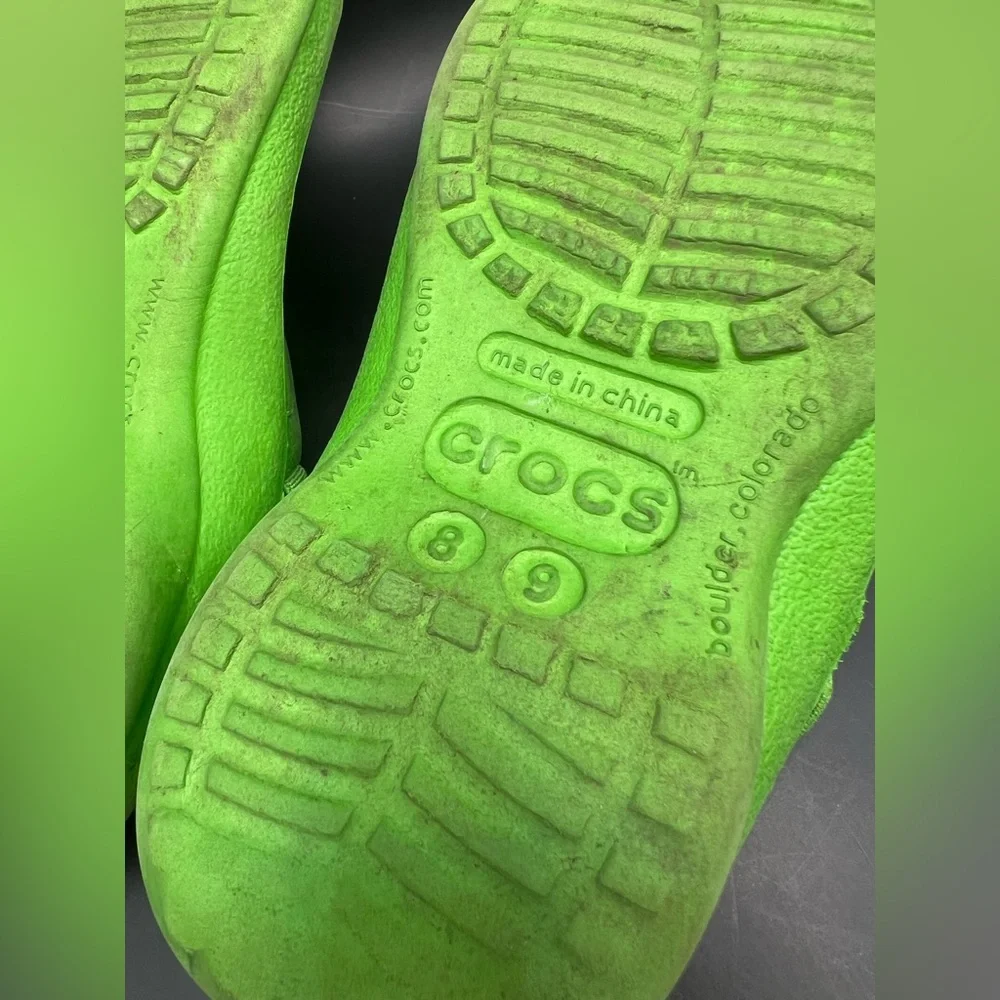 CROCS vibrant green